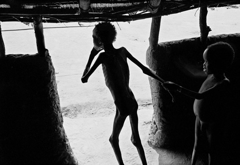 colin-finlay-refugee-camp-darfur-photo